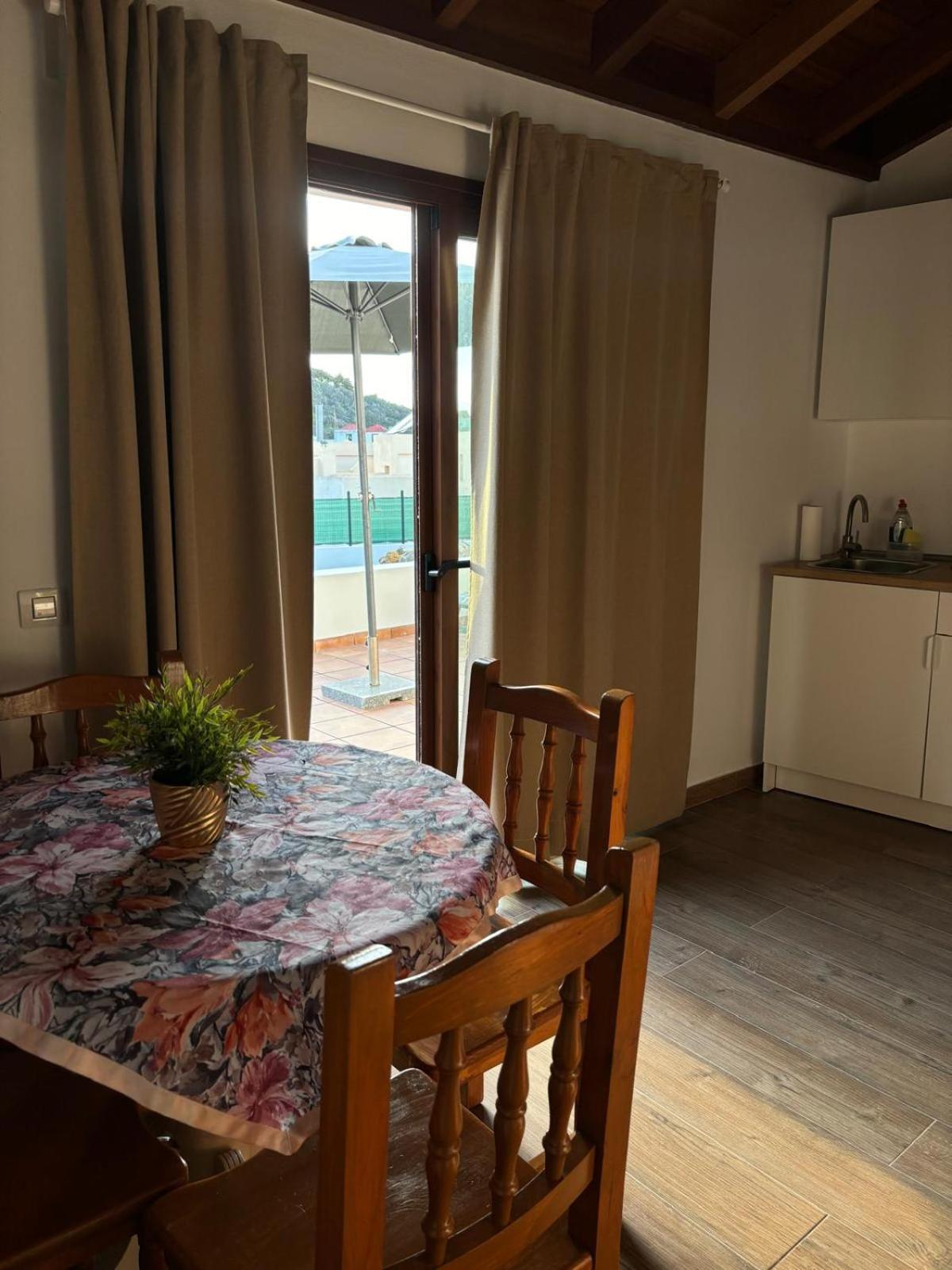 La Trinidad Guest House La Guancha ภายนอก รูปภาพ